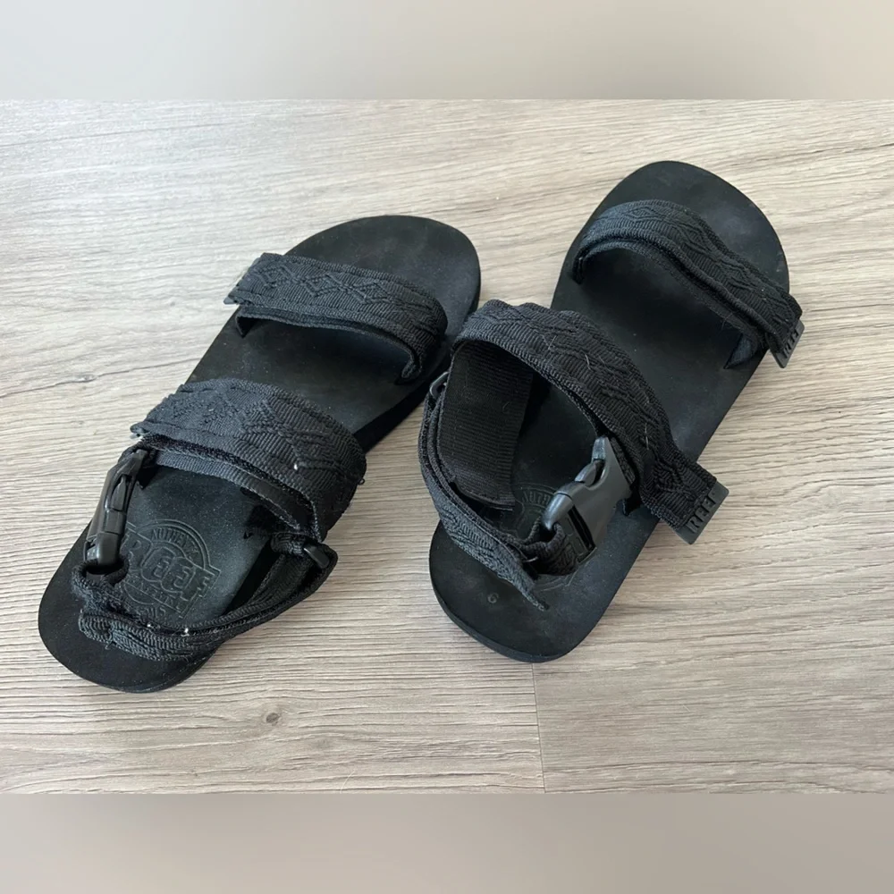 Reef Unisex Convertible Black Sandals Size 6M